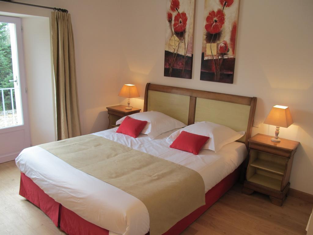 Hotel Au Domelia Provinois Cerneux Zimmer foto