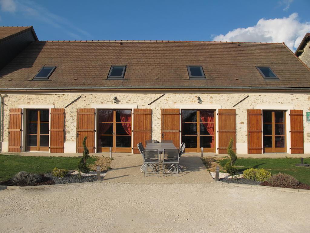 Hotel Au Domelia Provinois Cerneux Exterior foto